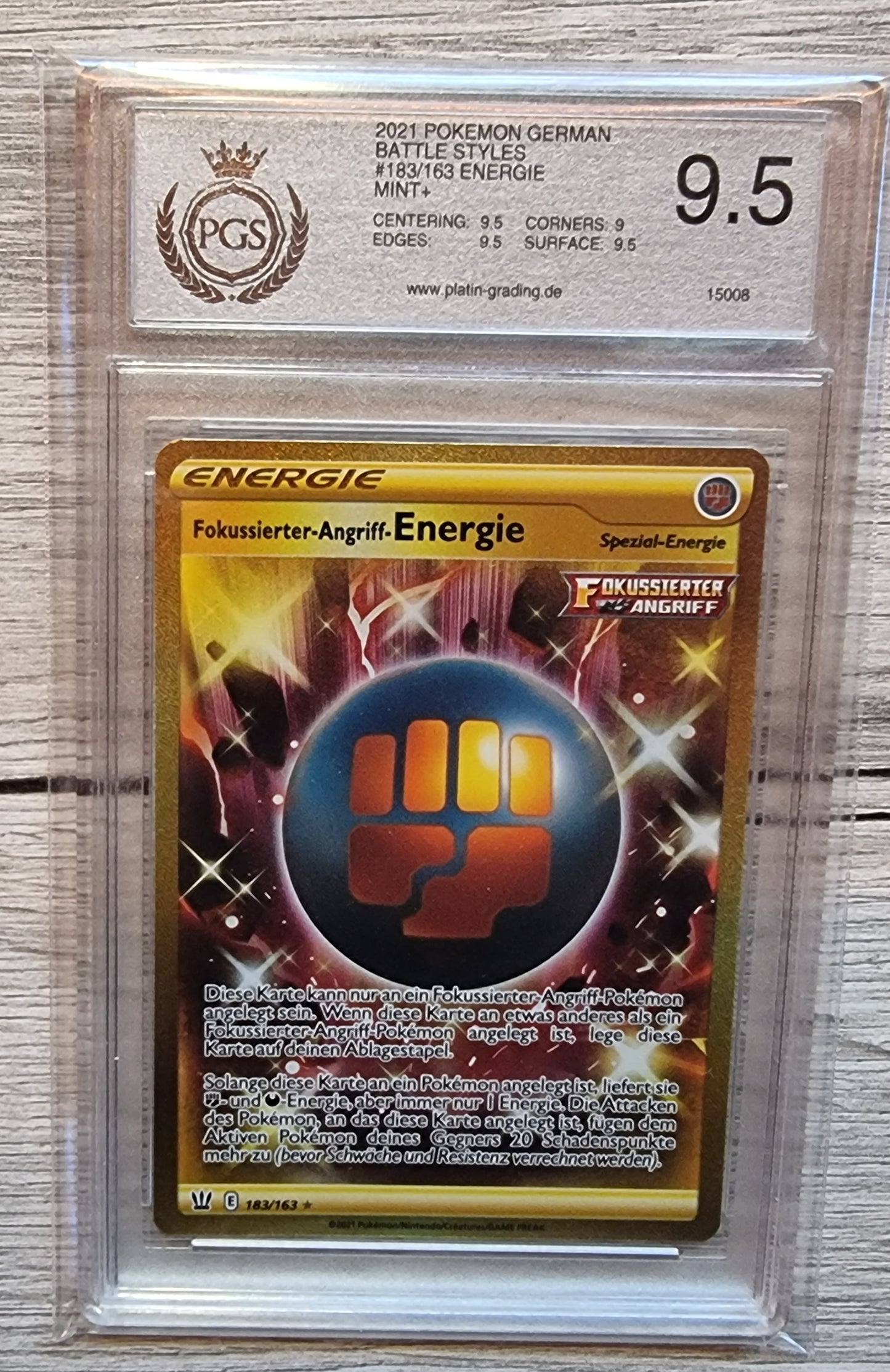 Pokemon Karte Fokussierter-Angriff-Energie Gold PGS 9.5 Battle Styles Deutsch